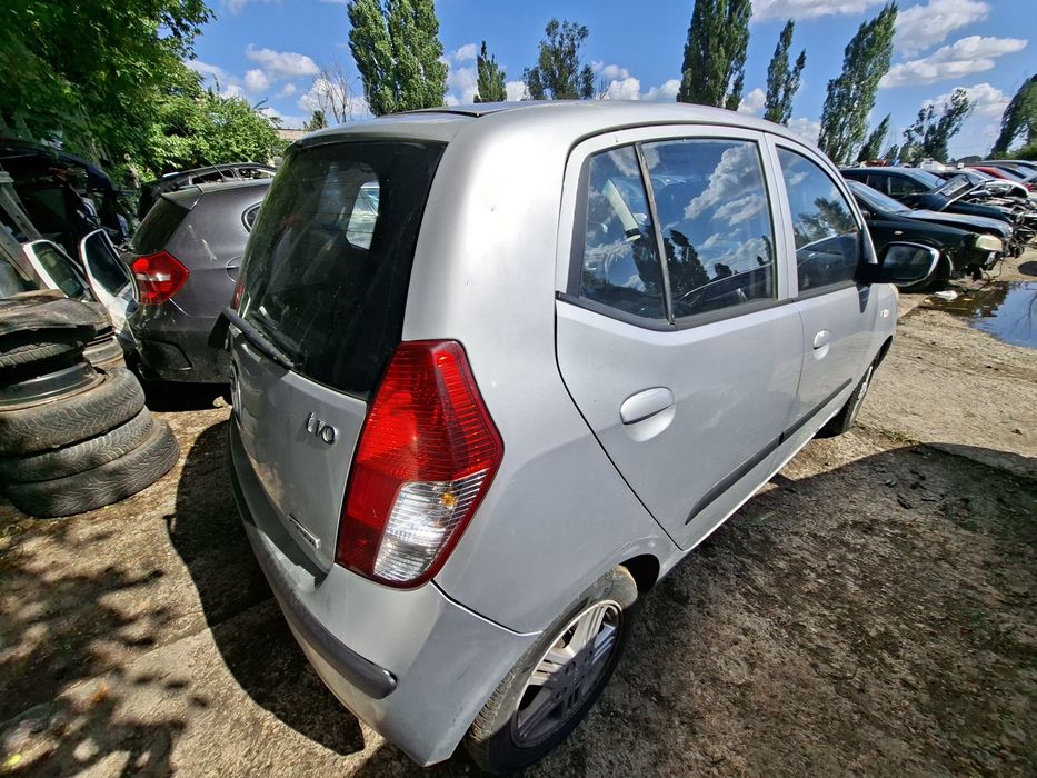 Dezmembrez Hyundai I10 1.1D   2009
