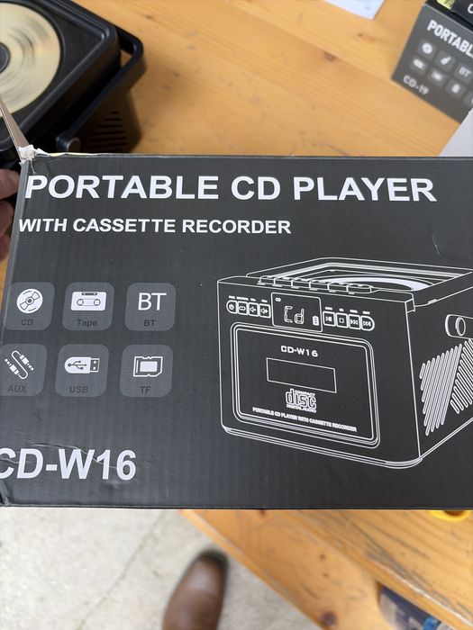 Cd player portabil