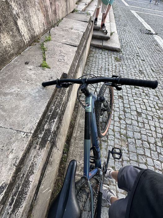 Bicicleta Cube Aim Pro 3
