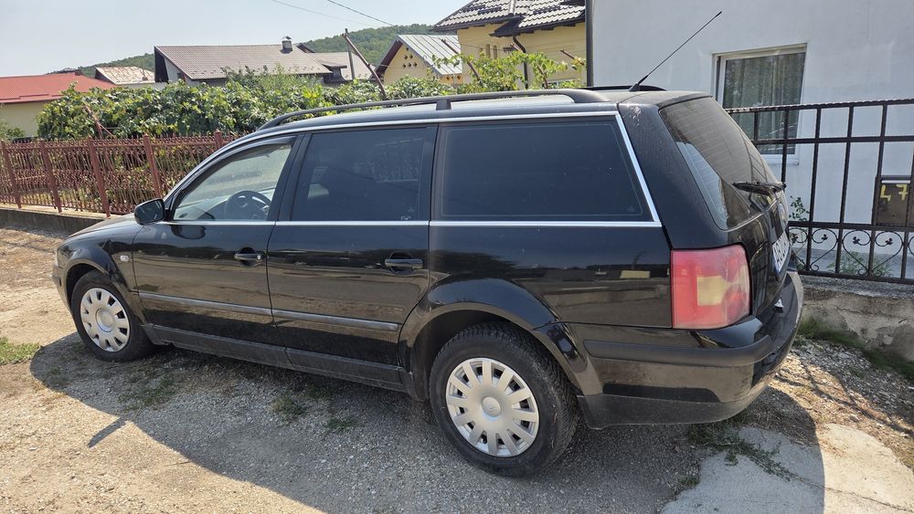 Volkswagen Pasat 1.6...benzina
