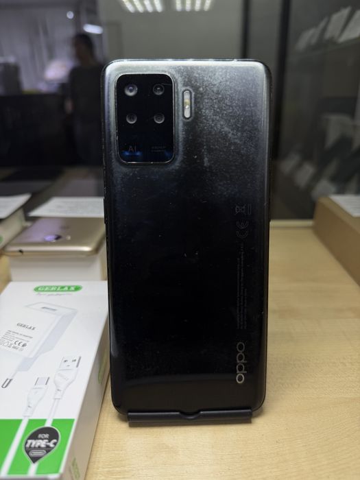 Oppo Reno 5 Lite-128 gb