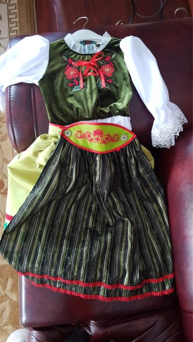 Немецкий костюм для девочки