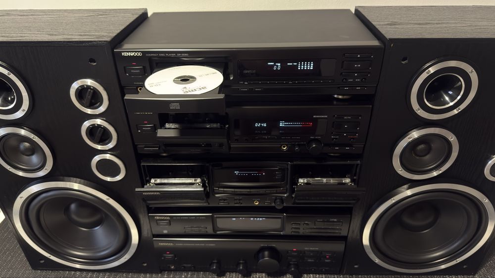 Linie Kenwood cu boxe Unitra