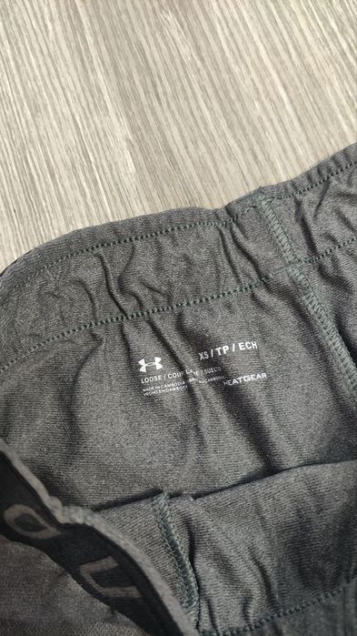 Дамски спортни шорти XS Under Armour