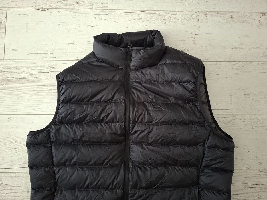 Uni Qlo-Ориг.пухен елек Нов !!!