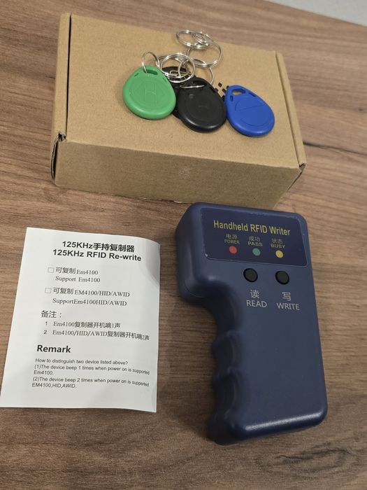 Програматор за RFID чипове и карти