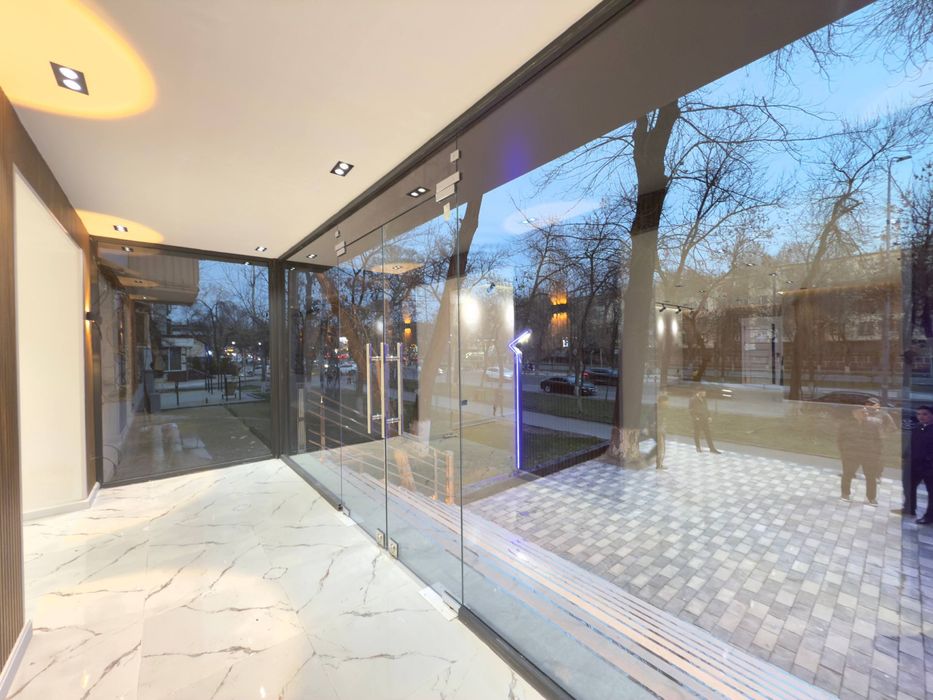 Продается коммерческое помещение, Фархадский