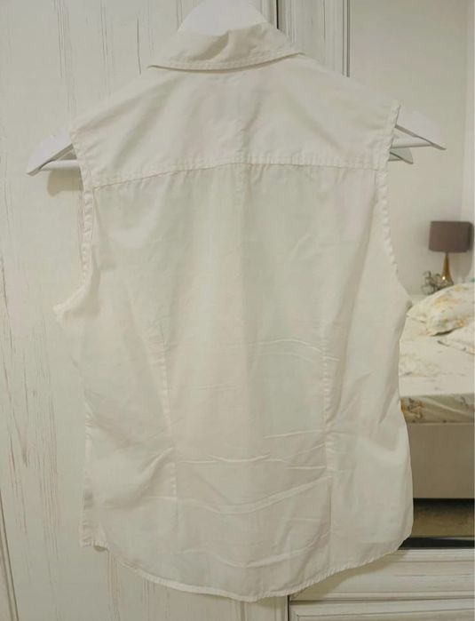 Cămașă Lacoste.. În stare bună... Purtată cu drag la vremea ei