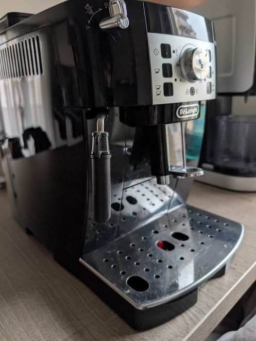 Espressor automat De'Longhi Magnifica S