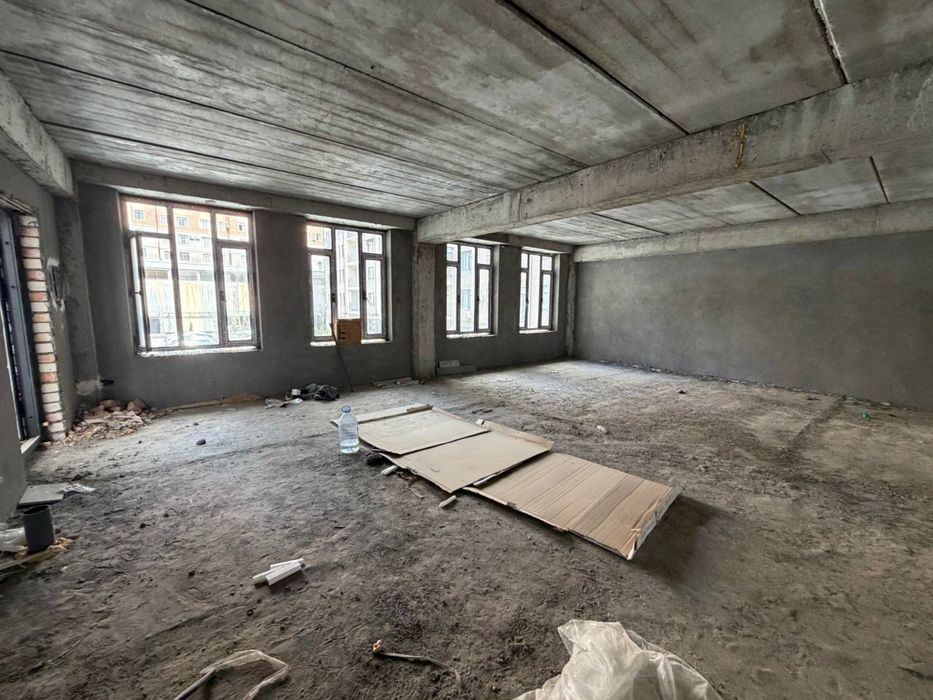 Нежилое на Махтумкули  178 кв/м