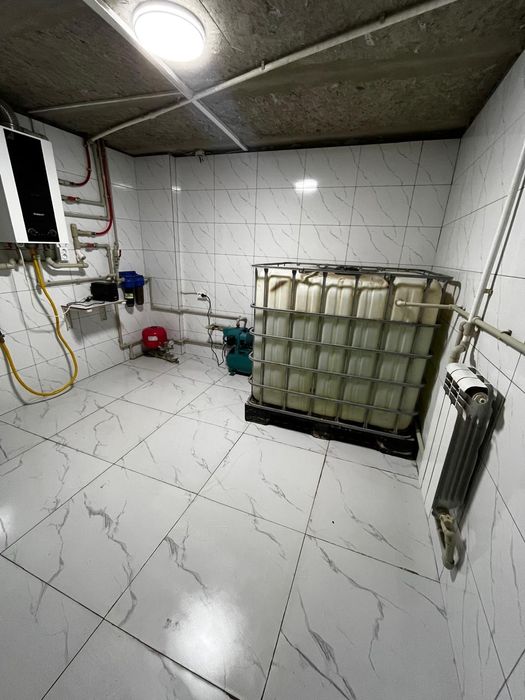 Дом с ремонтом двухэтажный с подвалом