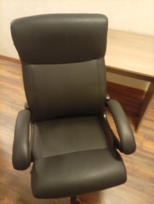 Birou și scaun de vânzare stare buna