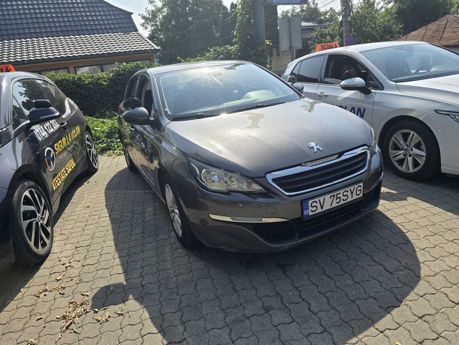 Peugeot 308, an 2017, diesel 1560 cm
