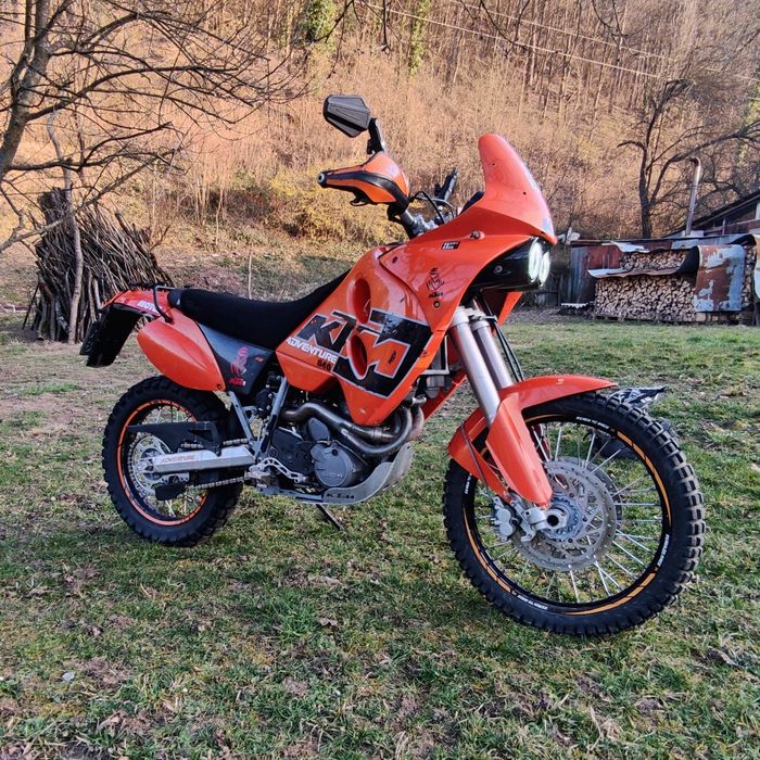 KTM 640 Adventure 
Година на производство: 2005
Сменени неща по