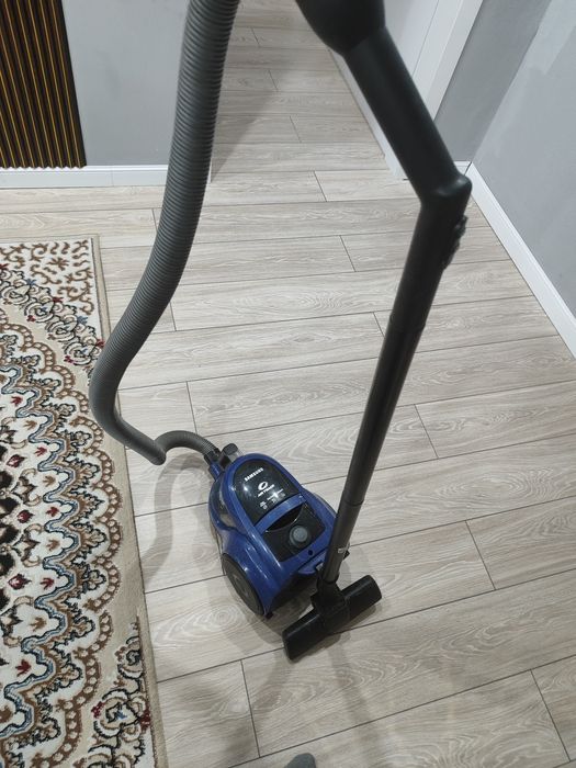 Продам пылесос рабочи