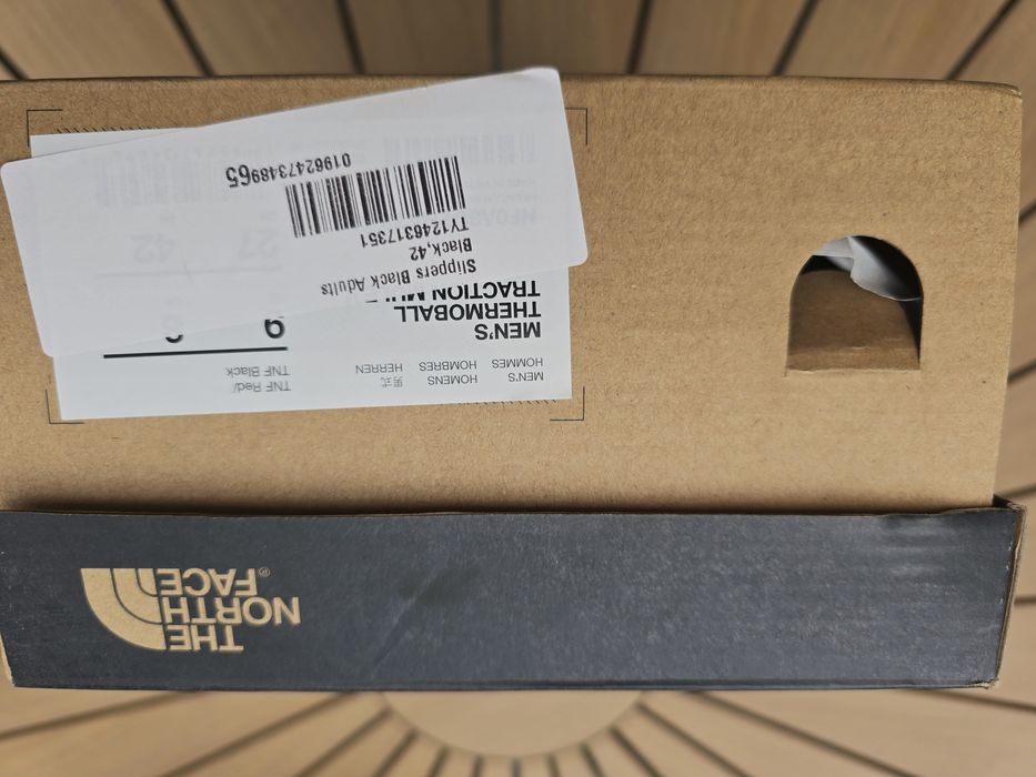 Pantofi casa North face marime 42 noi