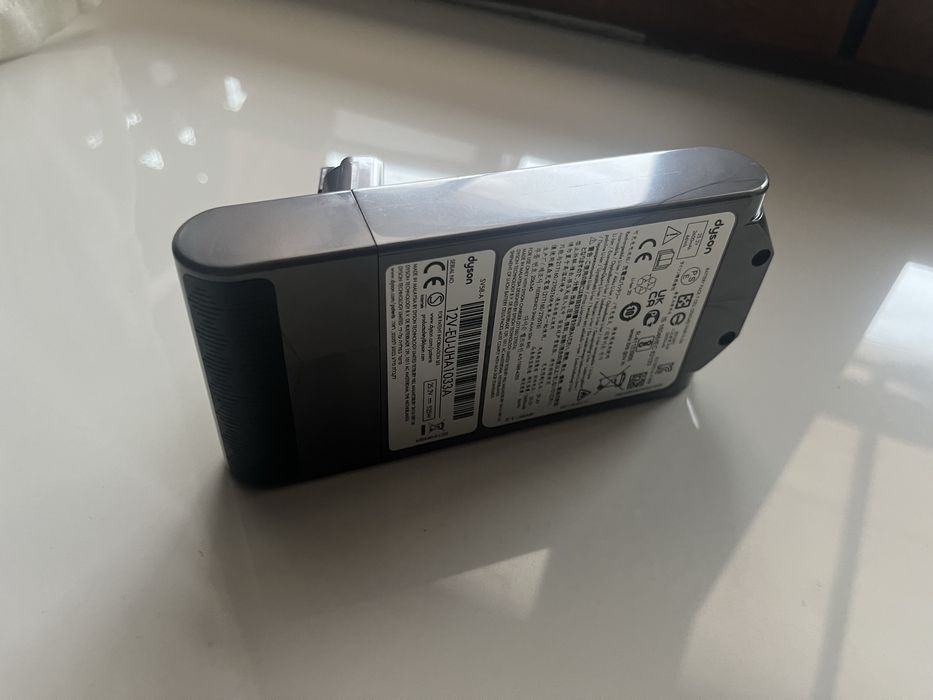 Baterie dyson v10 submarine