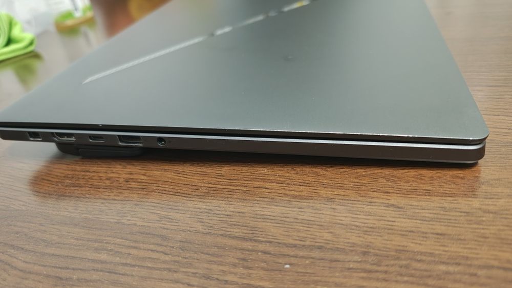 Laptop Asus ROG Zephyrus G16 OLED RTX4070 cu garanție