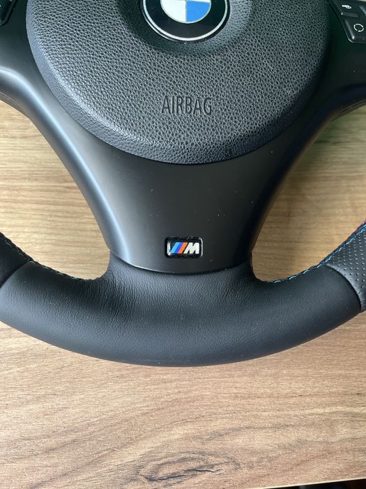 Волан  BMW  M  E90 E91 E92 E93 E87