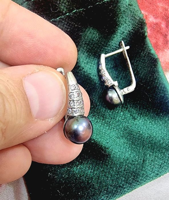 Kumush Uzuk va Zirak. B/u