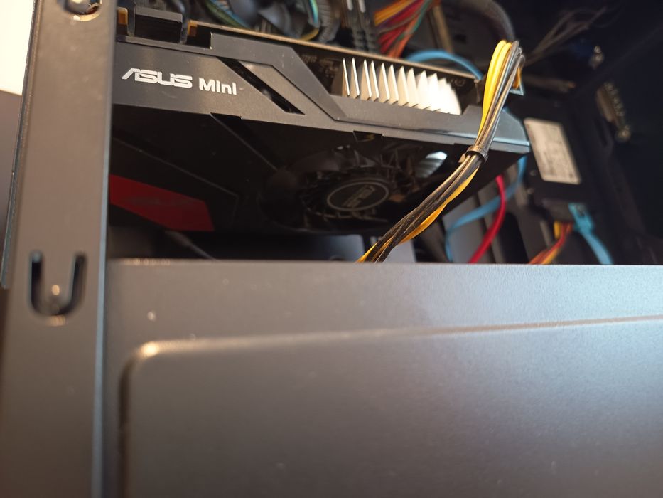 Placa video gtx 950 2 GB DDR5