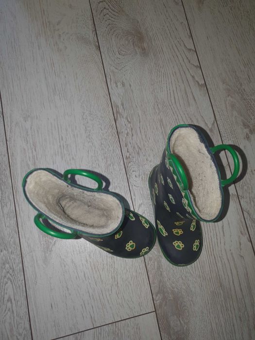 Резиновые сапоги