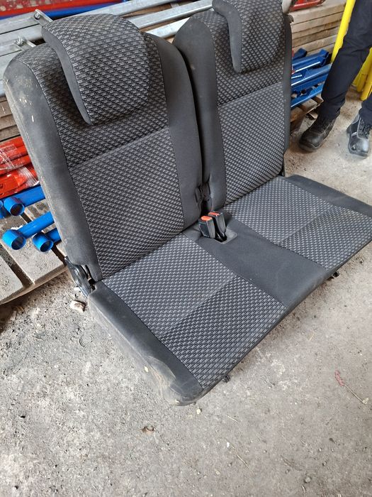 3-и ряд сидени лада ларгус