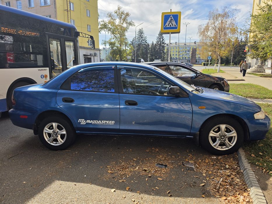 Продам мазду 323