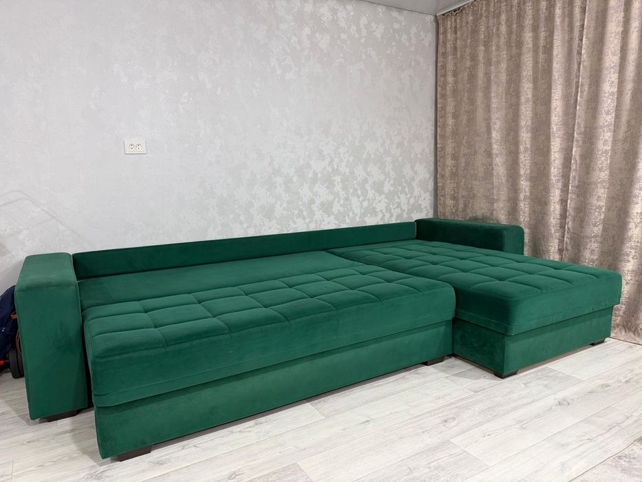 Продам диван, состояние хорошее.