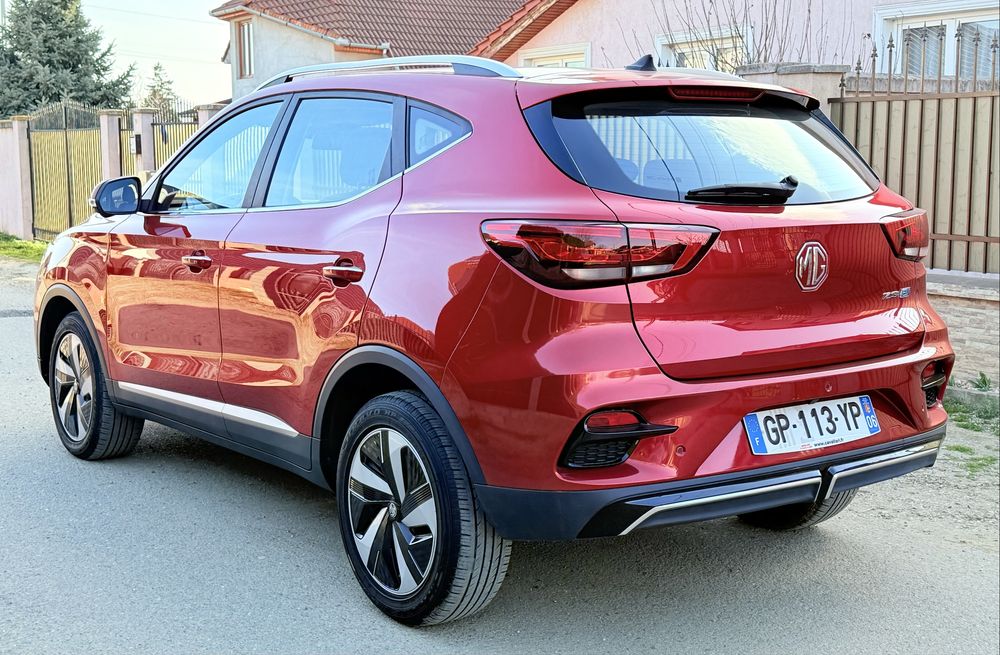 MG ZS EV Luxury Long Range