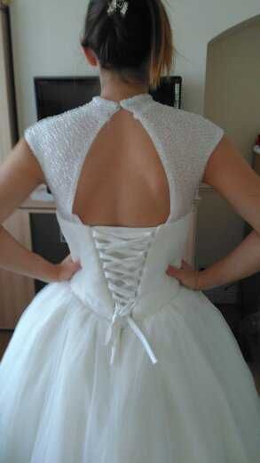 Булчинска рокля тип принцеса