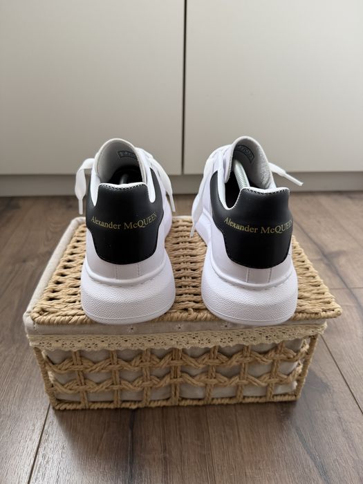 Adidasi ALEXANDER MCQUEEN l Produs NOU Tenesi | Adidasi Baieti | Fete | Alexander McQueen ALB | Adidasi Model NOU | Calitate PREMIUM | MODEL NOU