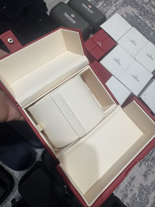 Colectie cutii ceasuri omega/tissot  / tagheuer /longines
