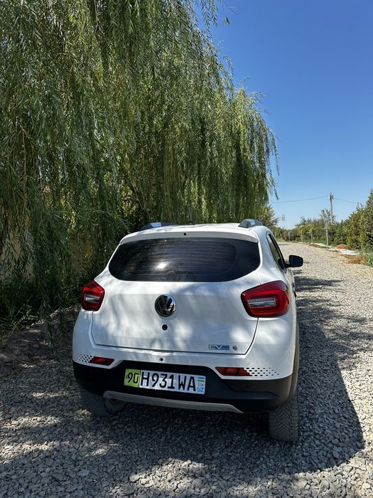 DongFeng Ex1 moshina electrocar