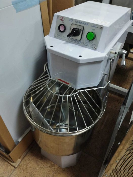 Тестомесы от 5 кг, тестомесильные машины для замеса теста