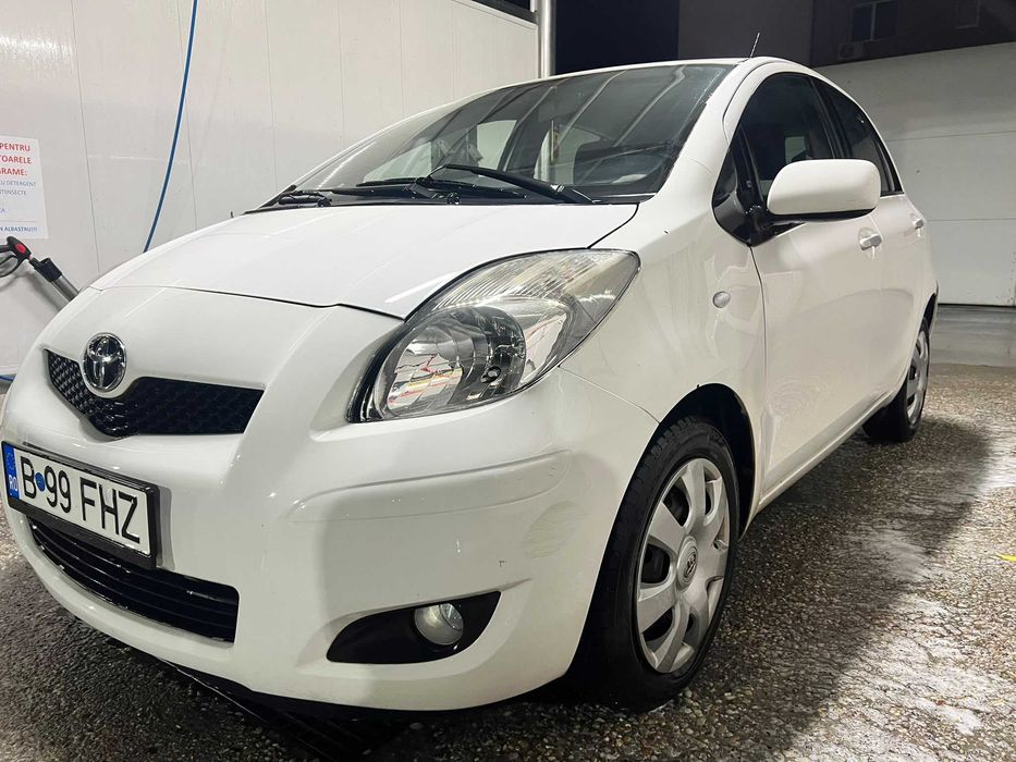 TOYOTA Yaris 2010 — imagine 2