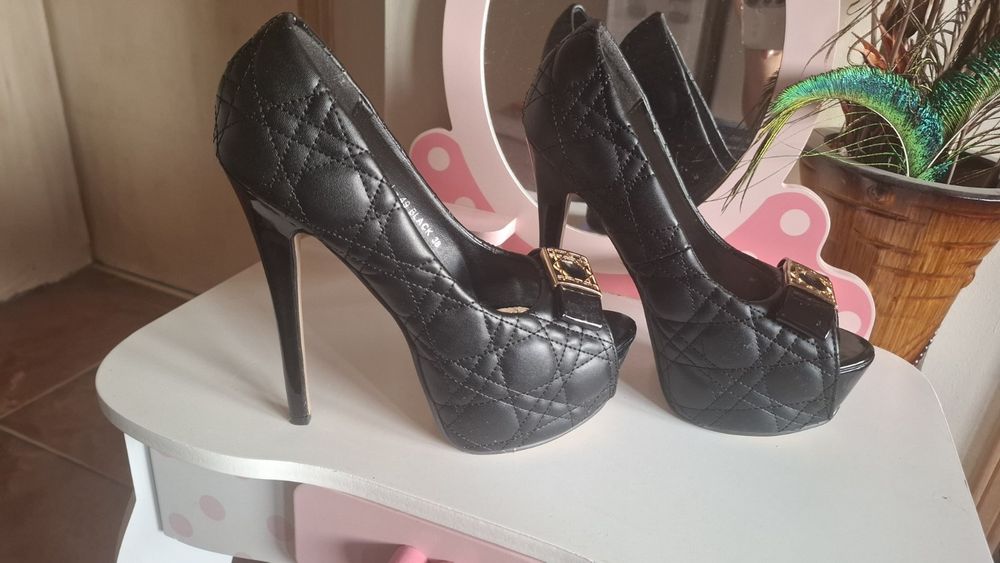 Дамски високи обувки  N:39