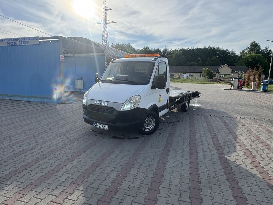 IVECO DAILY 2012 – PLATFORMĂ AUTO 5.20 m – EURO 5 Impecabila