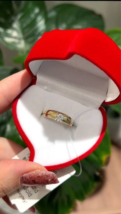 Золотое обручальное красивое кольцо. Золото 585 Доставка.