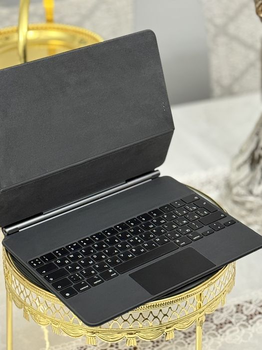 Ipad Magic Keyboard 12.9 ‘’• продам