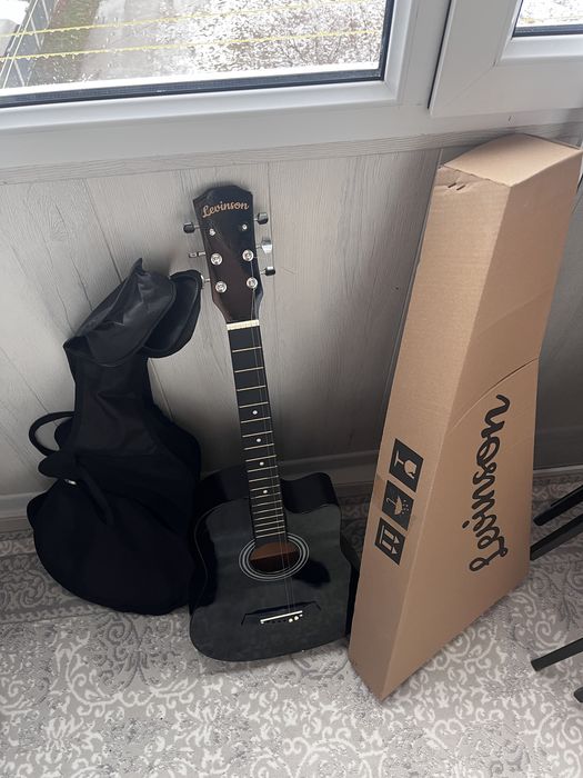 Гитара Levinson новый из каспий