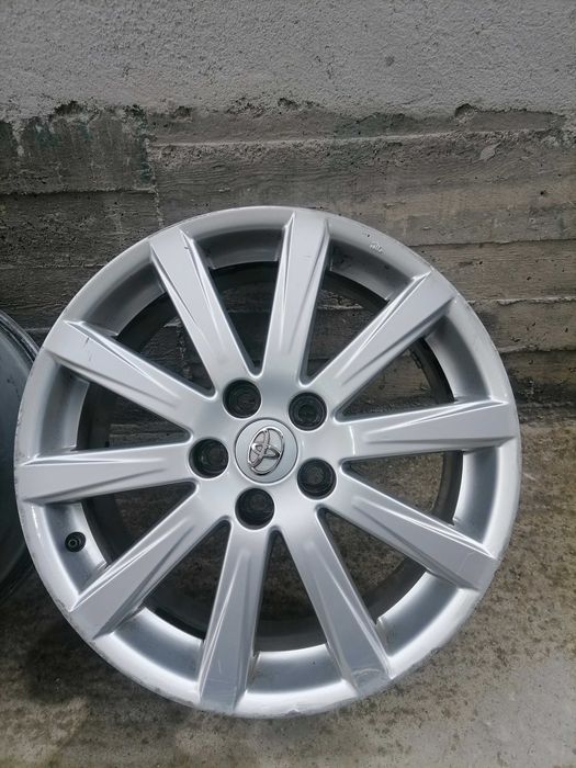 Оригинални джанти Toyota