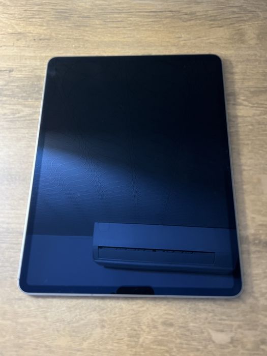 iPad Air 13 M3 256GB Перфектен