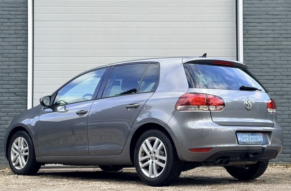 VOLKSWAGEN Golf 2010 — imagine 5