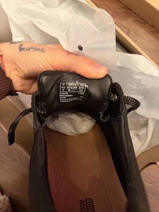 Clarks barbatesti negrii