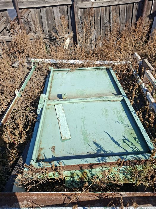 Продам стройматериал для гаража