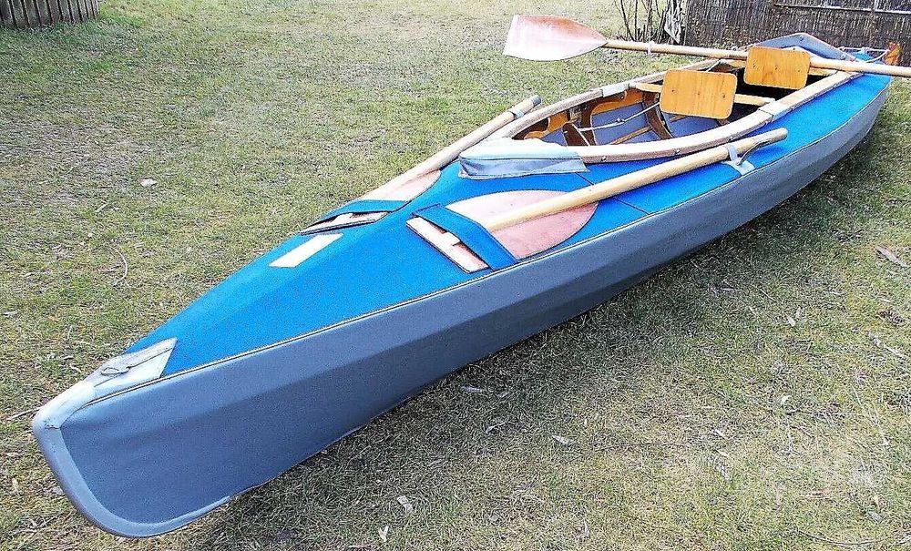 Лодка двуместен каяк 4.80 м. 25 кг възможност за мачта и до 2 платна, Ширина 78см, газене 12см. С комплект рул с педали за управление