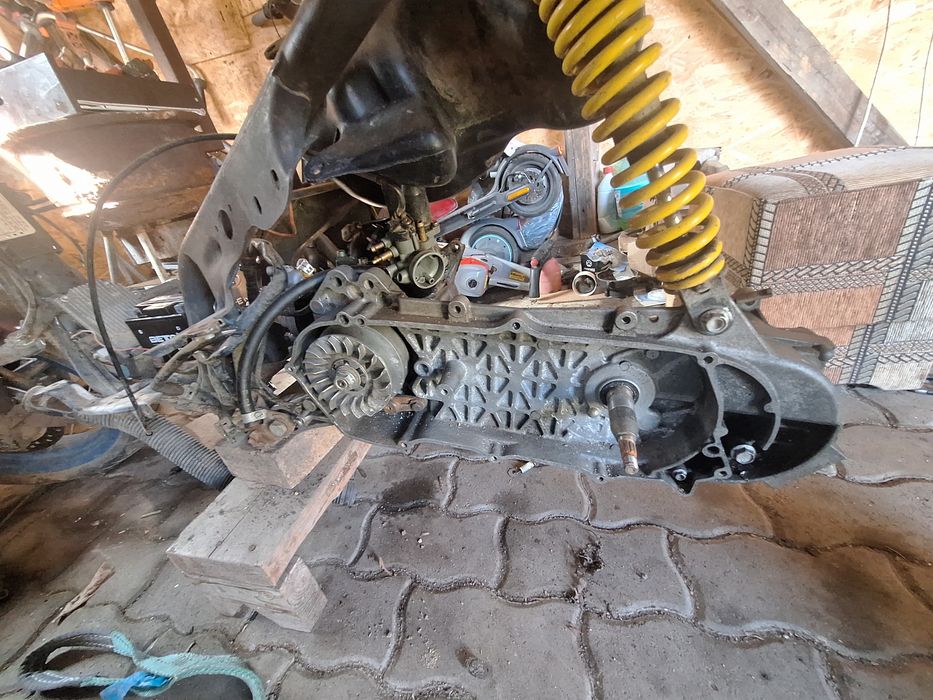 vand piese aprilia sr ditech 80cc 2t racire apa