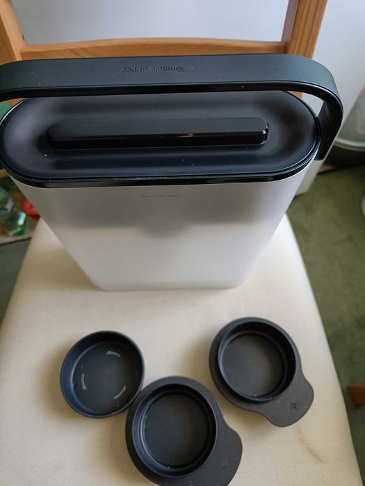 Машина за приготвяне на адаптирано мляко Tommee Tippee – Perfect Prep Pro, черна