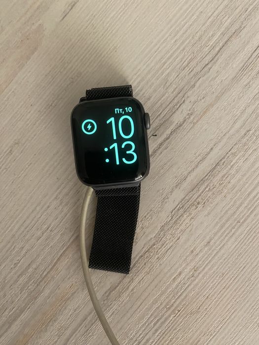 Apple Watch 4.40. Отличные